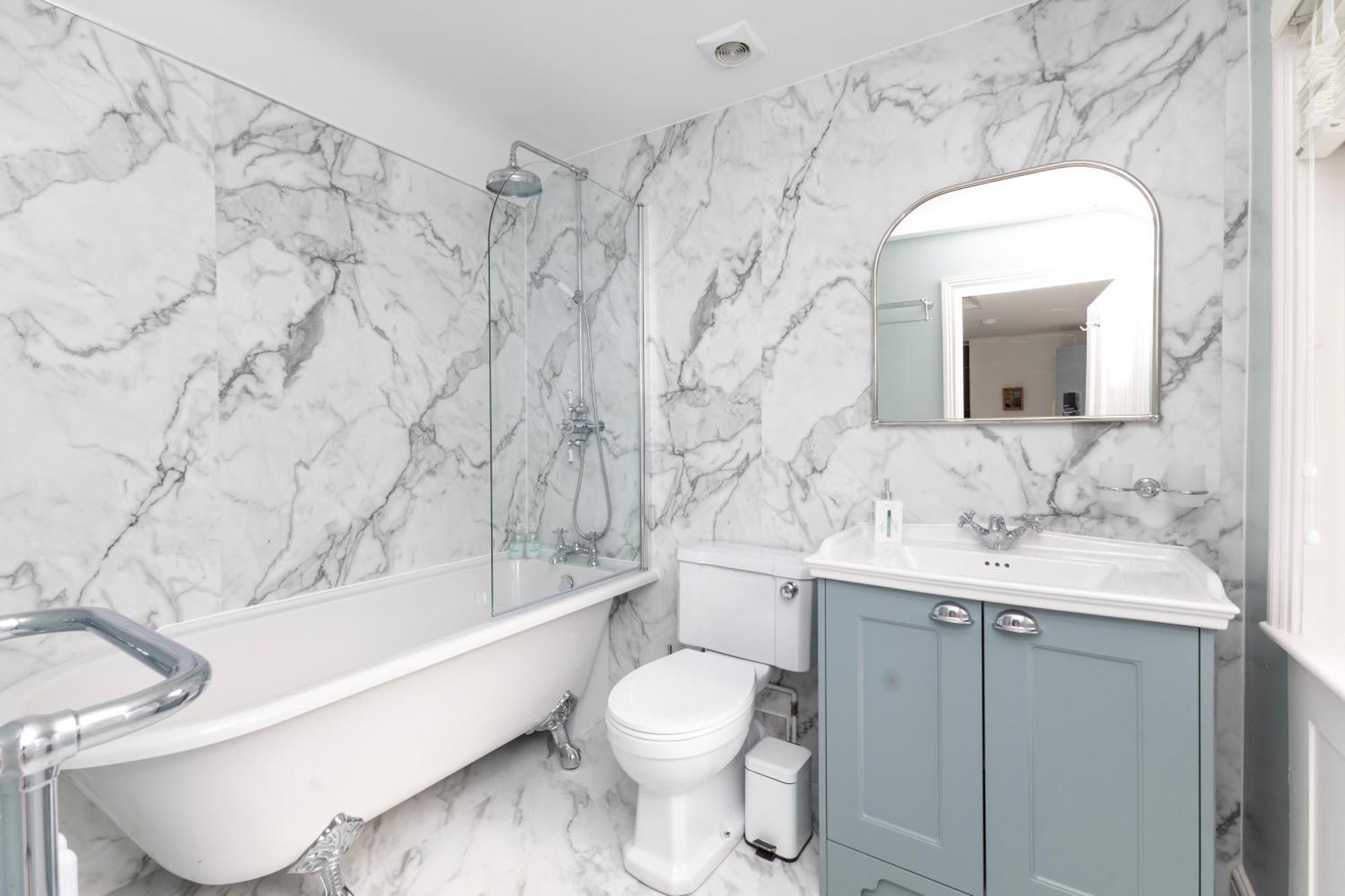 Luxury Georgian Home, Hot Tub, Sea View, Private Garden, Sleeps 6 Bognor Regis Exterior foto